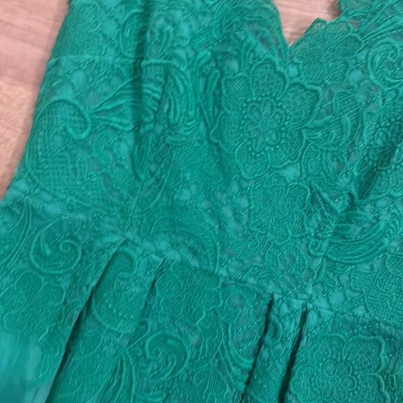 Lace Overlay Silk Green Dress Size 6 - Picture 3 of 12